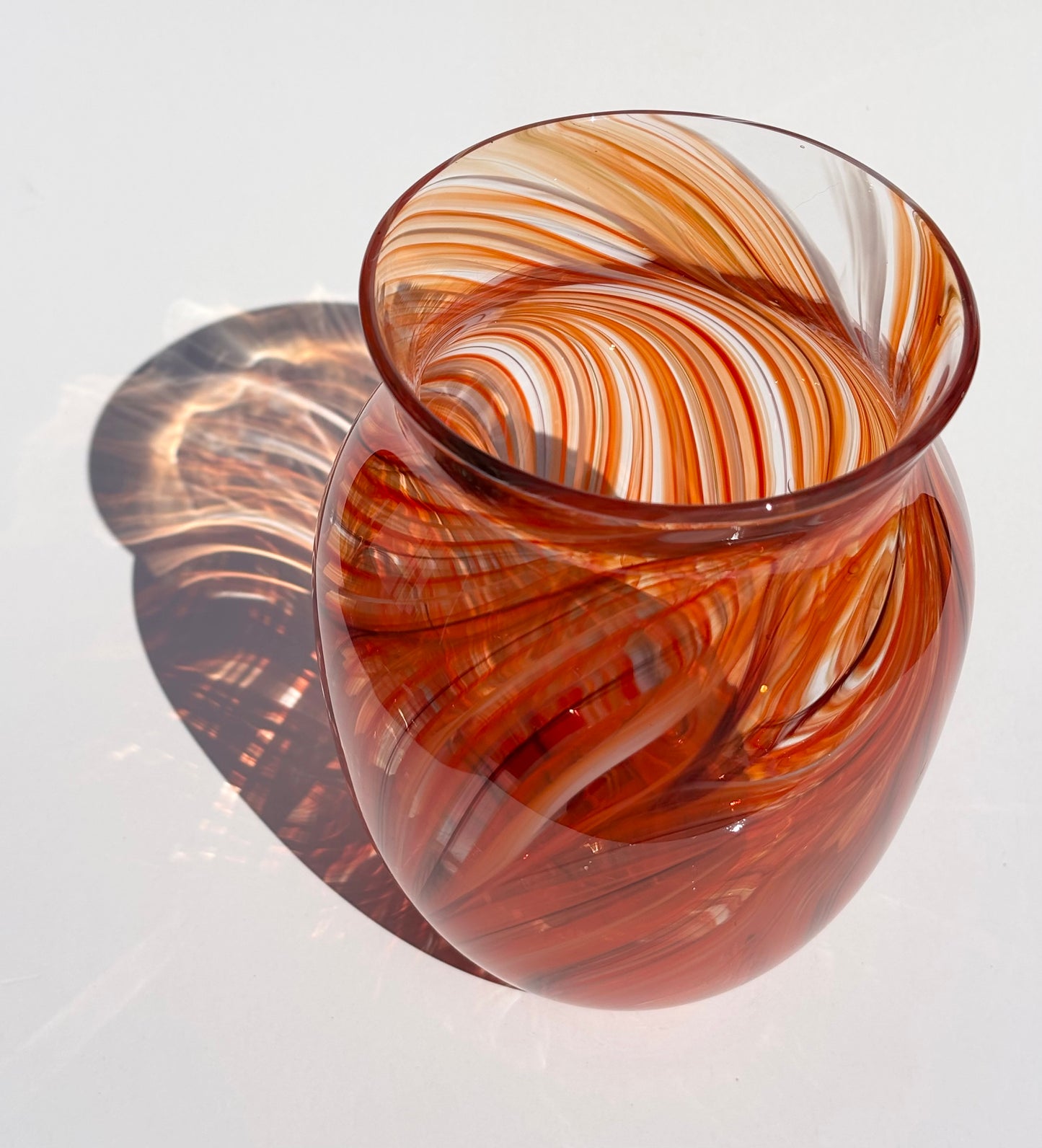 Feathered Glass Vase – Reds & Cream