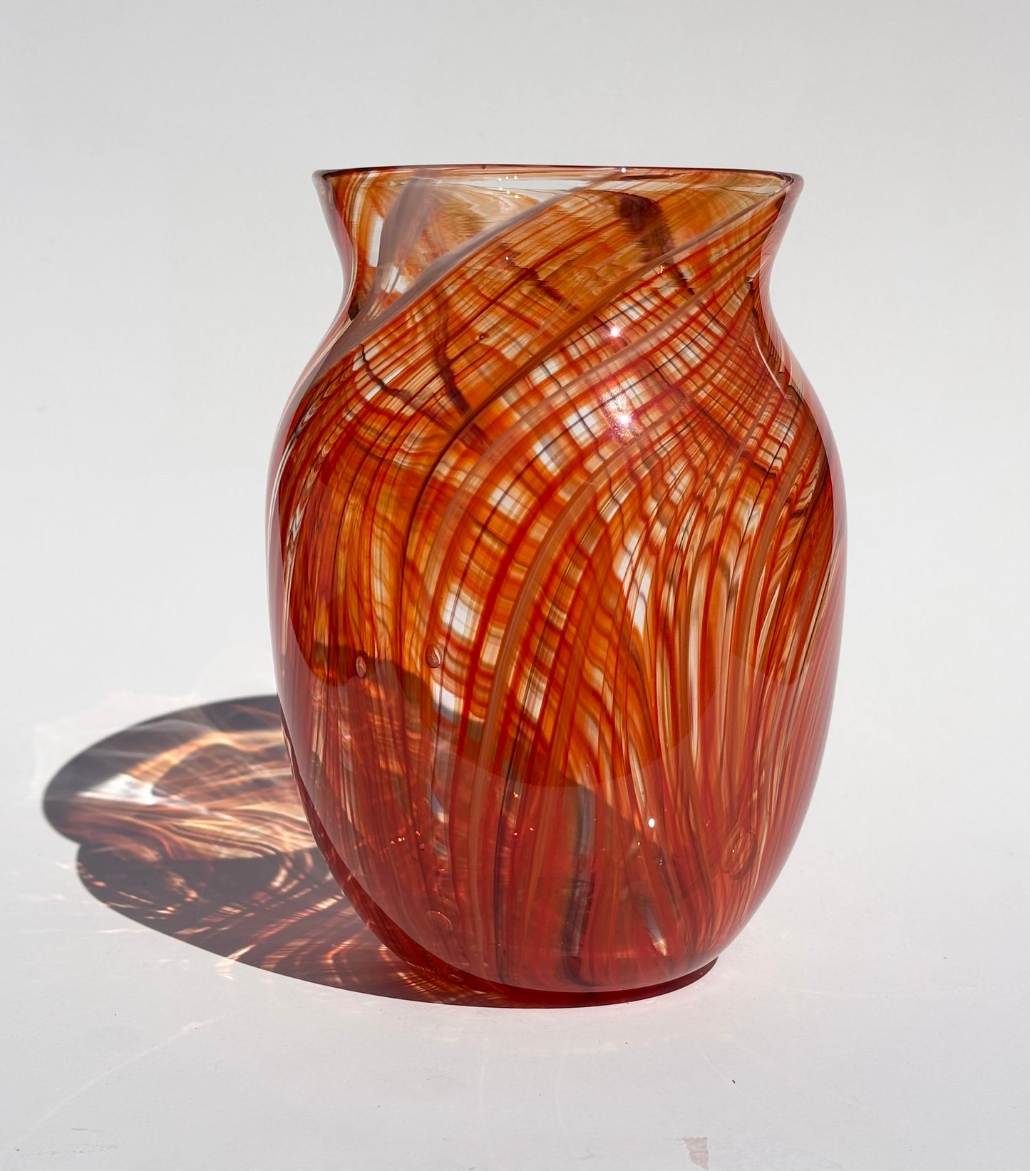 Feathered Glass Vase – Reds & Cream