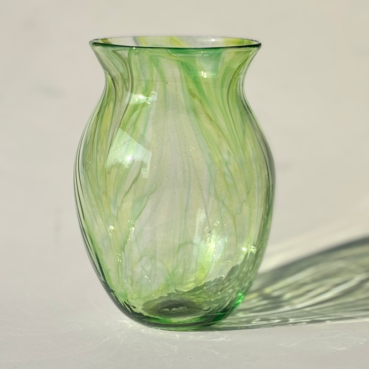 Handblown Glass Vase – Lemon Lime Shimmer