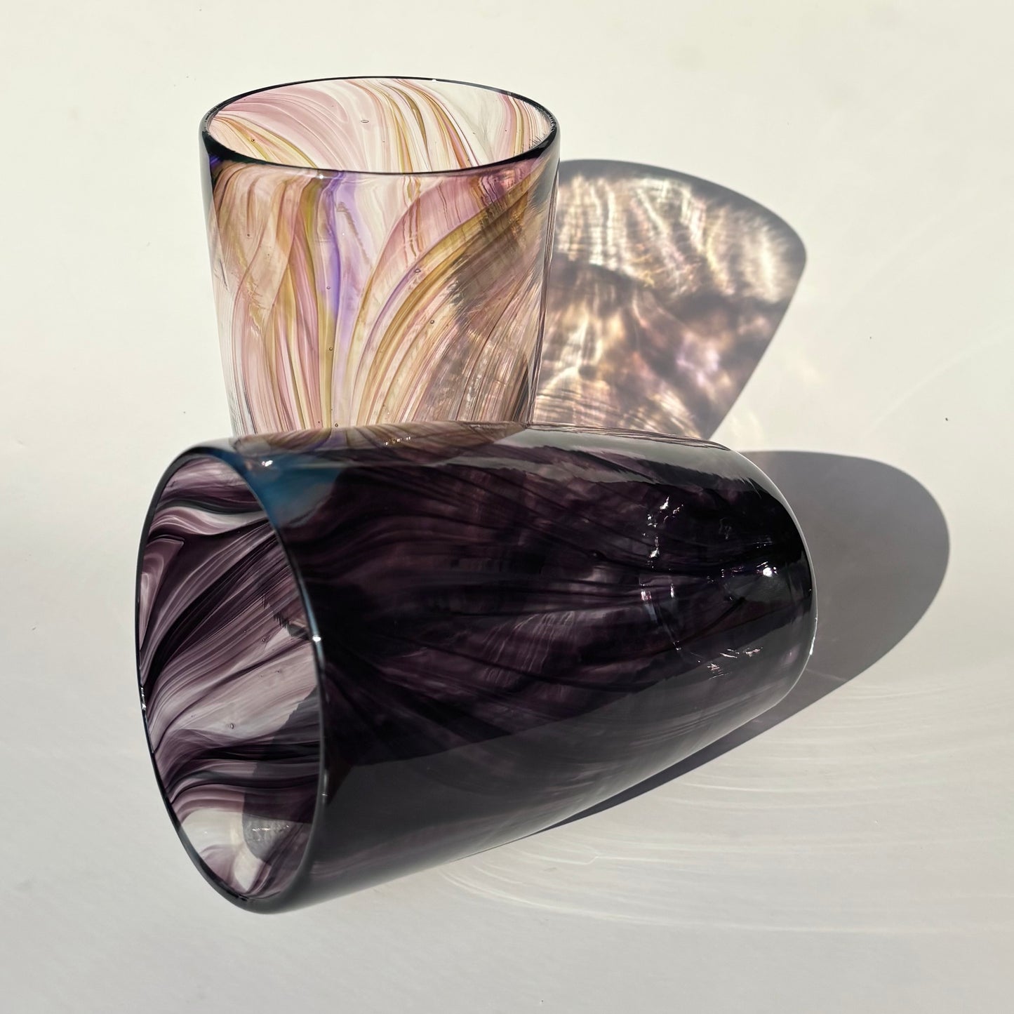 Feathered Pint Glasses – Black & Iris Violet