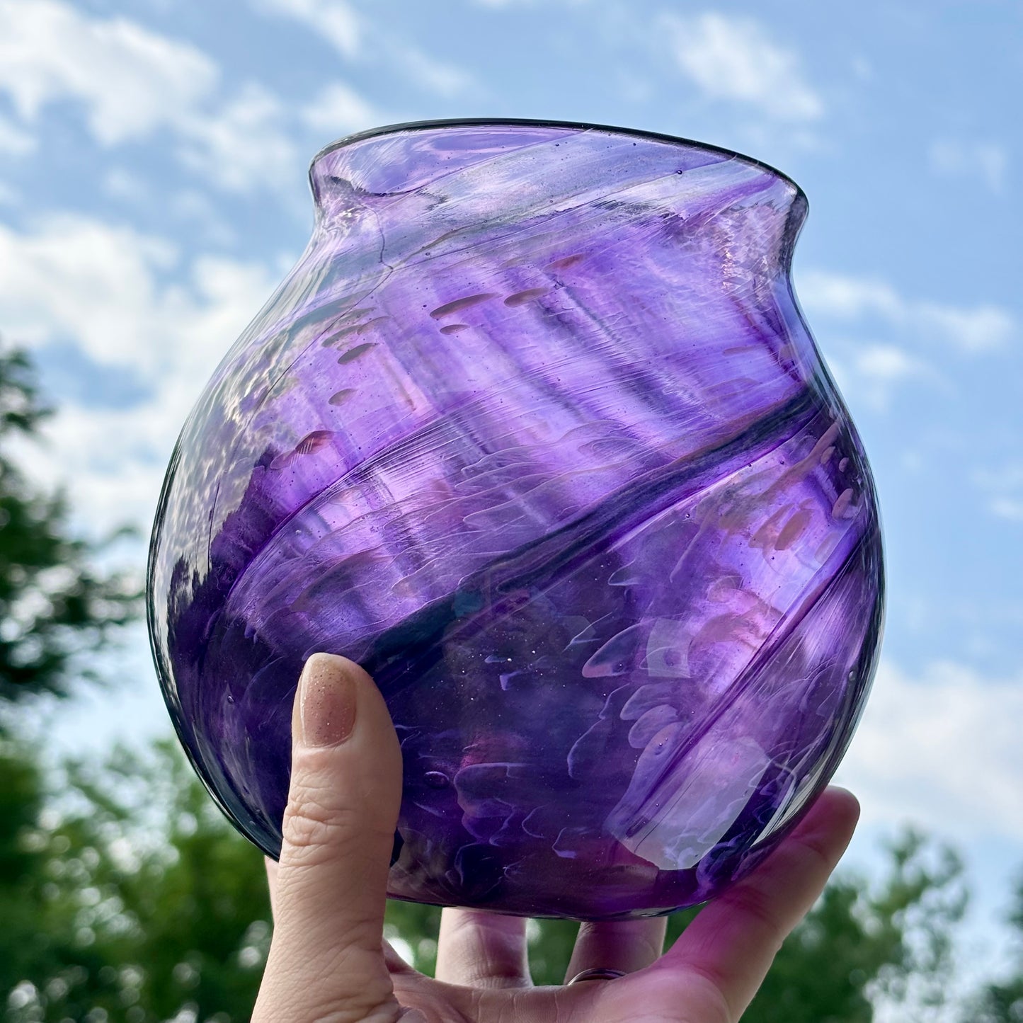Handblown Glass Vase – Purple Shimmer