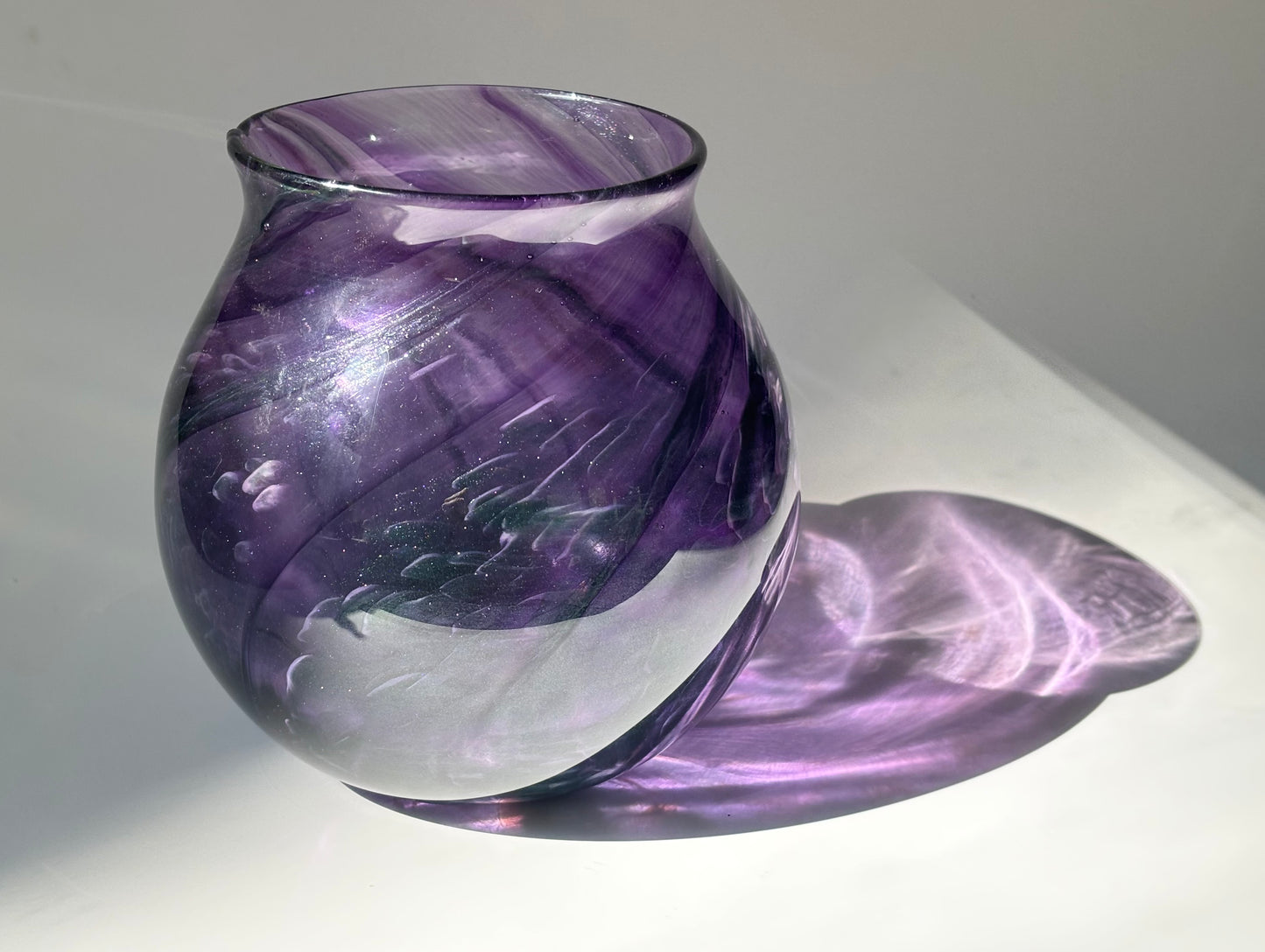 Handblown Glass Vase – Purple Shimmer