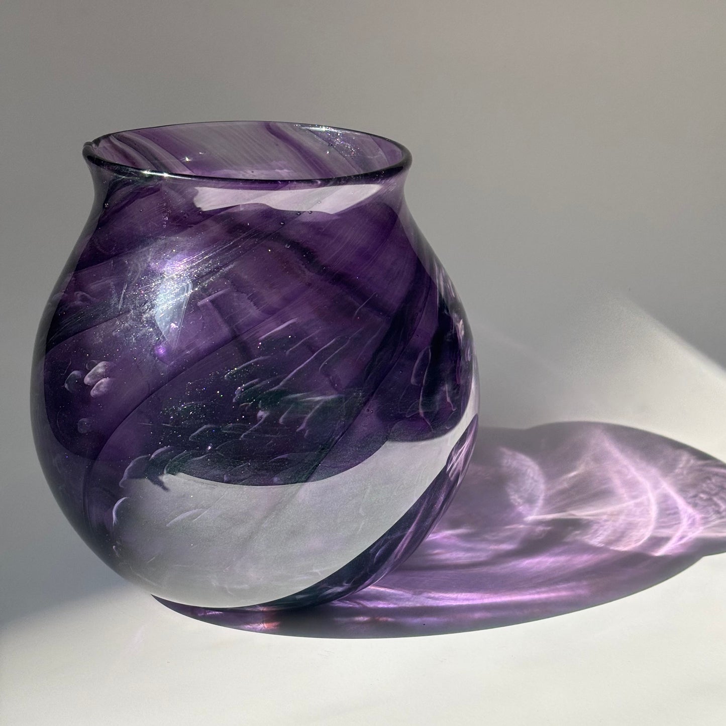 Handblown Glass Vase – Purple Shimmer