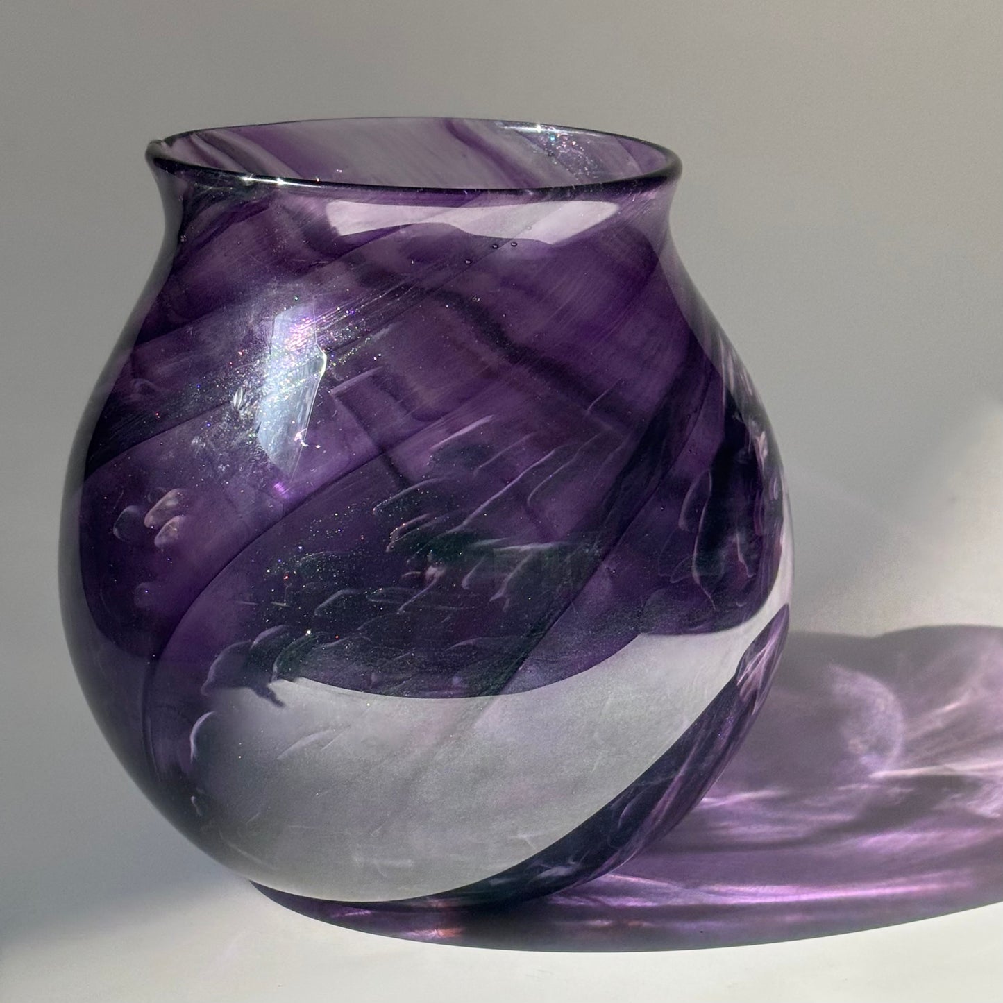 Handblown Glass Vase – Purple Shimmer