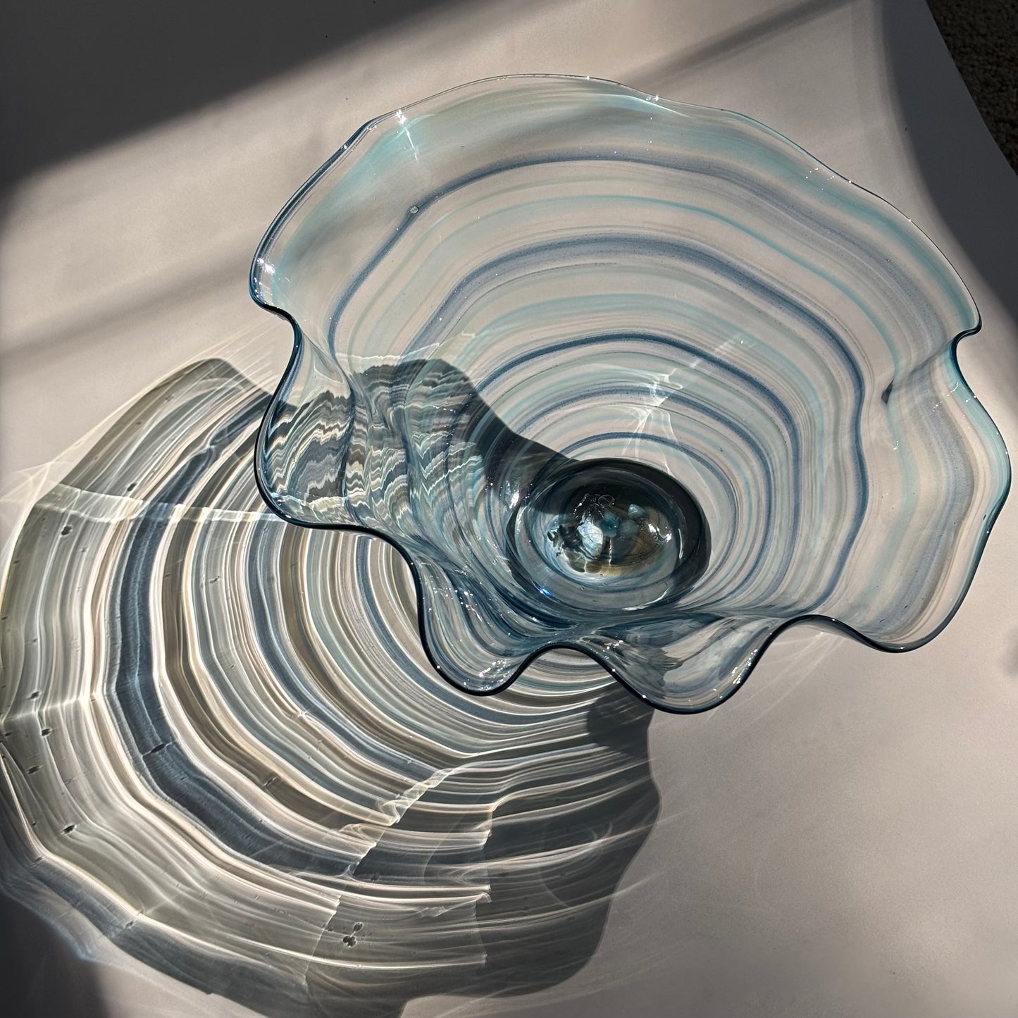 Flutter Bowl - Aqua Spiral