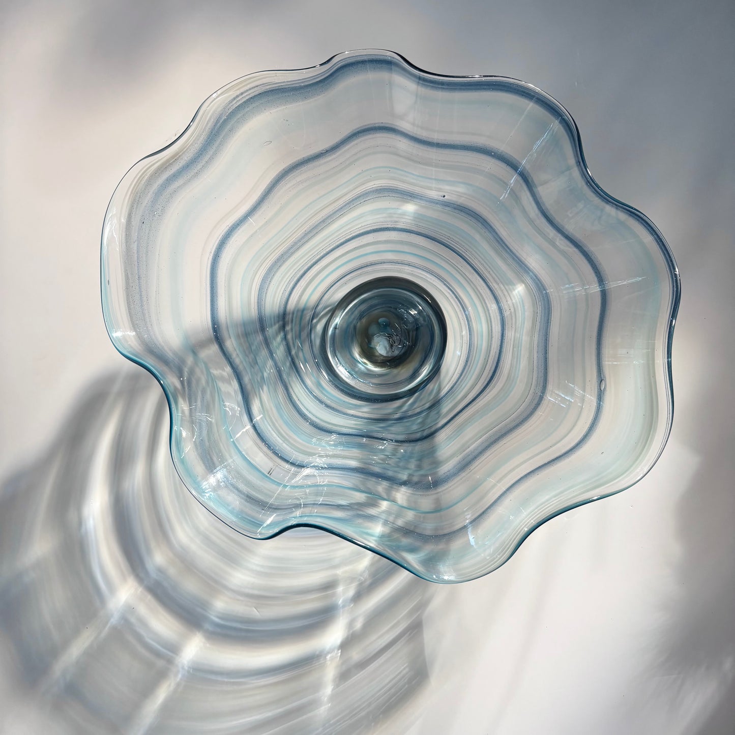 Flutter Bowl - Aqua Spiral
