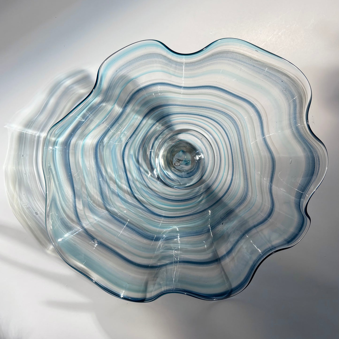 Flutter Bowl - Aqua Spiral
