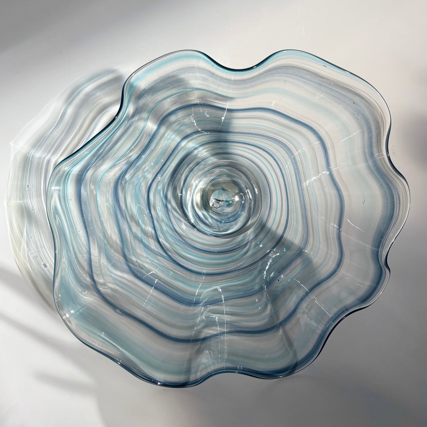 Flutter Bowl - Aqua Spiral